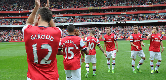 韦世豪：比赛尾声的点球太牵强，染红发为了在假期换个心情