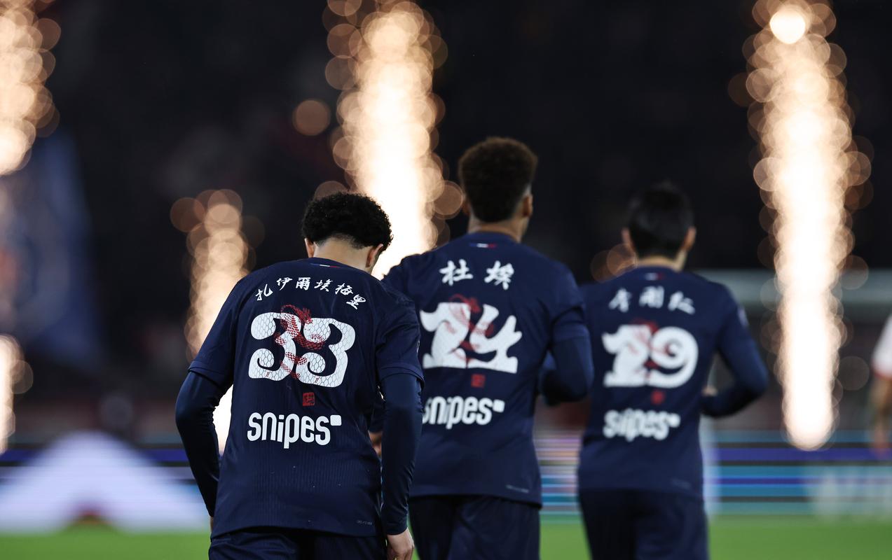 海港vs首尔：2外援PK4外援，蒯纪闻、张琳芃先发，林加德出战（海港对阵首尔：双外援迎战四外援，蒯纪闻、张琳芃首发，林加德登场）