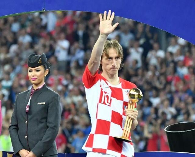 斯普利特：年轻球员得养成赢球心态，认识到每个回合都很关键（斯普利特：年轻球员要树立赢球意识，懂得每一回合都至关重要）