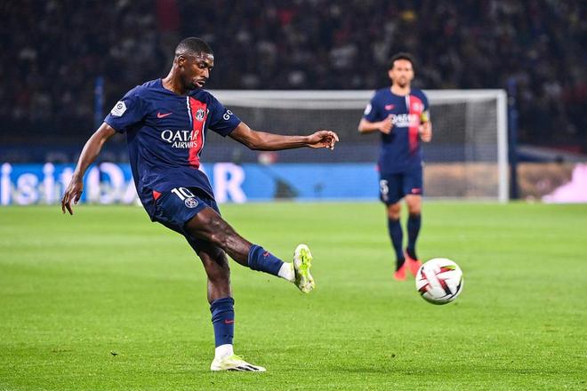 罗体：邓弗里斯、达米安等5名球员今日在国米基地进行康复（罗体：邓弗里斯、达米安等5将今日在国米基地恢复训练）