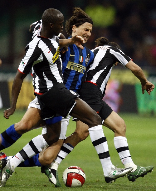 德天空：热刺与罗德里戈的转会传闻不实，球员的薪资太高（德天空：热刺罗德里戈绯闻不属实，球员薪资过高成阻碍）