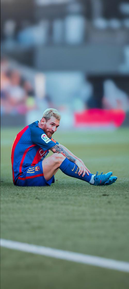 英媒：拜仁有意在一月永久签下梅努，已和他的经纪人直接会谈（英媒称拜仁欲一月永久引进梅努，已与其经纪人直接对话）