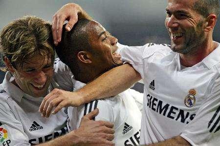 意甲克雷莫纳2比0胜莱切，泰拉恰诺邦多首发卡马尔达替补（意甲：克雷莫纳2-0莱切，泰拉恰诺、邦多首发，卡马尔达列替补）