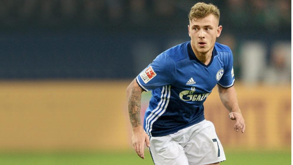 官方：因威胁并辱骂裁判，塞维利亚后卫马尔康-特谢拉停赛6场（官方通报：塞维利亚后卫马尔康-特谢拉因威胁辱骂裁判被禁赛6场）